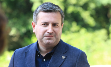 აბაშის საკრებულოს ახლად არჩეულმა თავმჯდომარემ თანამდებობა დატოვა