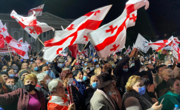 "თავისუფლება მიშას" - ზუგდიდში აქცია მიმდინარეობს