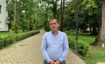 ზვიად ქარჩავამ "ბოტანიკური ბაღების მართვის ცენტრის" დირექტორის თანამდებობა დატოვა