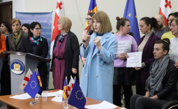 აფხაზეთიდან რუსეთმა გამოგვაგდო, მინდა თქვენი ხმა გავიგო -  ზუგდიდში "ხალხის ძალის" წარმომადგენელს საკრებულოს სხდომაზე მიმართეს