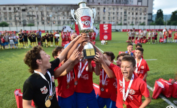 „კოკა კოლას თასი" აფხაზეთის მე-15 სკოლამ მოიპოვა
