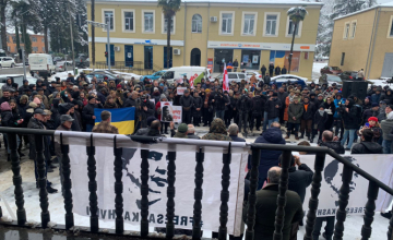 წალენჯიხაში მიხეილ სააკაშვილის მხარდასაჭერი აქცია მიმდინარეობს