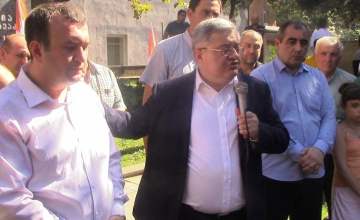 უსუფაშვილმა ზუგდიდში „რესპუბლიკელების“ კანდიდატები წარადგინა (ვიდეო)