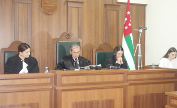 სოხუმი: უზენაესმა სასამართლომ პრეზიდენტის არჩევნების შედეგები უკანონოდ ცნო