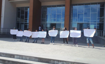 „70 000 ბავშვი შიმშილობს“, 