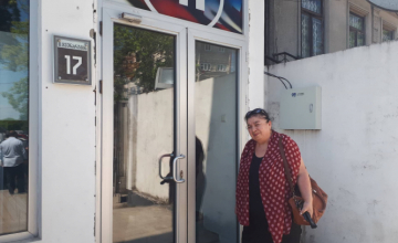 ზუგდიდელი ბიზნესმენის ადვოკატი „ოცნების“ შტაბში პრემიერ-მინისტრთან შესახვედრად შევიდა 