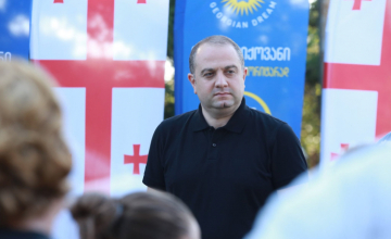 ირაკლი ჩიქოვანი ადგილობრივ მოსახლეობას უჩაშონასა და ოფაჩხაფუში შეხვდა