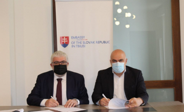 სლოვაკეთმა რუხის კლინიკისთვის 45 ათასი ევრო გამოყო 