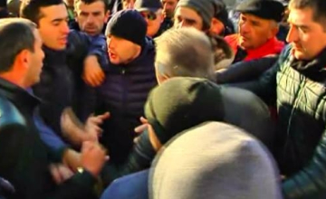 ჭუბერში აქციის მონაწილეები მესტიის მერს დაუპირისპირდნენ (ვიდეო)