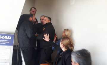 მოკლული ლომარ ნიგურიანის ოჯახმა მოსამართლის გადაწყვეტილება გააპროტესტა (ვიდეო)