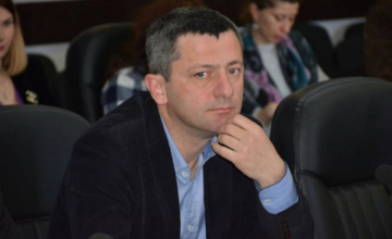 ბათლომე შელიამ სოციალურიდან საფინანსო კომისიაში გადაინაცვლა 