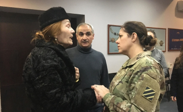 ამერიკელი სამხედრო კაპელანი ზუგდიდში ვეტერანებს შეხვდა 