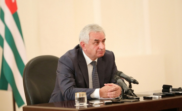ხაჯიმბა თვლის, რომ მის ოპონენტს უფლება აქვს გაასაჩივროს „არჩევნების“ შედეგები 