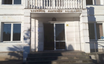 ზუგდიდის სასამართლომ მკვლელობაში ბრალდებული პოლიციელი პატიმრობაში დატოვა