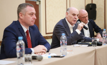 აფხაზური მედია: პრეზიდენტობის კანდიდატი ასლან ბჟანია მედიკამენტოზურ კომაში გადაიყვანეს