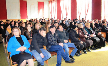 გალის ადმინისტრაციულ შენობასთან „აფხაზური პასპორტების“ მიღების მოთხოვნით აქცია იმართება