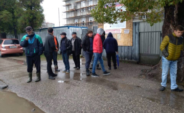 ინგირის სკოლის სამუშაოებზე დასაქმებული მუშები გაიფიცნენ