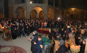 ივერიის ღვთისმშობლის სახელობის ტაძარში საშობაო წირვა მეუფე გერასიმემ აღავლინა