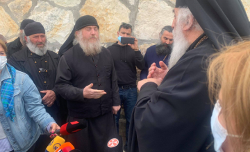 მეუფე სტეფანემ ჭყონდიდელი სასულიერო პირები მღვდელმსახურებიდან არ განკვეთა