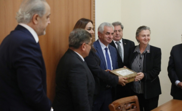 რაულ ხაჯიმბამ სირიის დელეგაციას უმასპინძლა