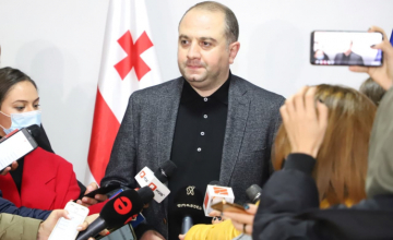 ირაკლი ჩიქოვანი: ზუგდიდელებმა უფრო დიდი რაოდენობით დაგვიჭირეს მხარი, ვიდრე პირველ ტურში