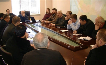 ლევან შონიამ ანაკლიის პორტის საკითხზე შეხვედრა გამართა
