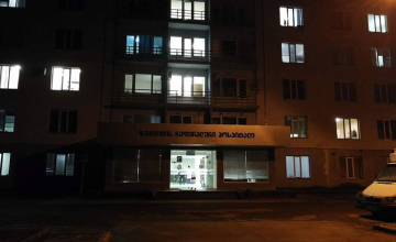 ხაბუმეში დაჭრილი ქალი მართვით სუნთქვაზეა 